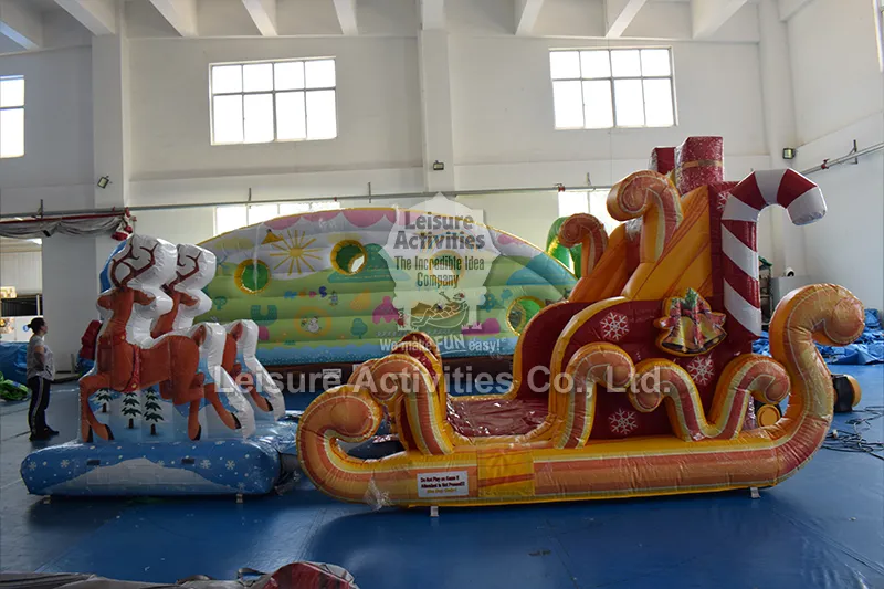 Inflatable Santa Sleigh Selfie With Reindeer